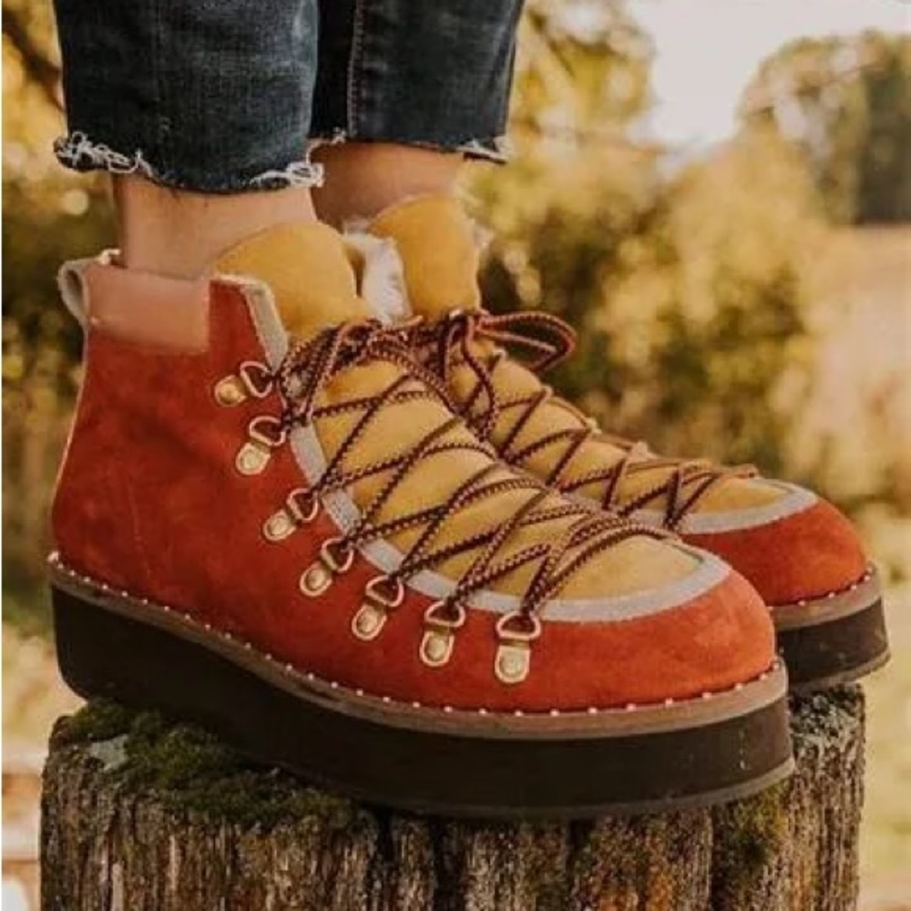 FREE PEOPLE PLATFORM LACE UP HIKING BOOT SUEDE SZ 39 DURANGO MOUNTAINEER SHOE
